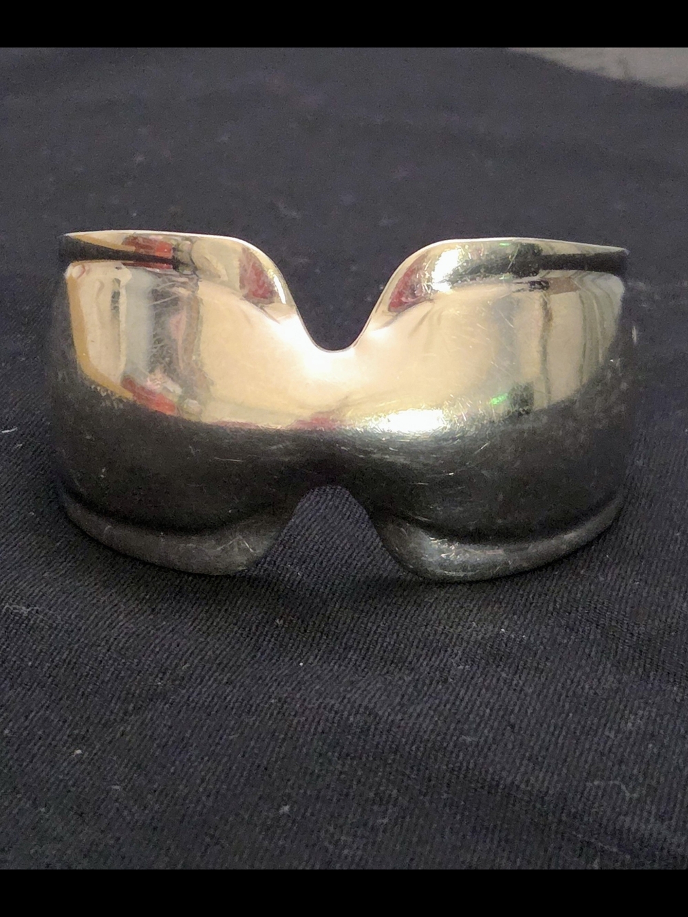 ROBERT LEE MORRIS RLM STUDIO STERLING SILVER PINCHED BOW WIDE CUFF BRACELET 44 g